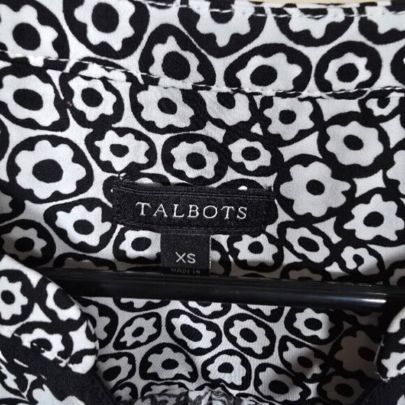 Like NEW Talbot's Bow-Tie Blouse in Black & White Flower Pattern XS - Picture 5 of 7